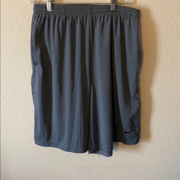 Nike shorts - Picture 3 of 3